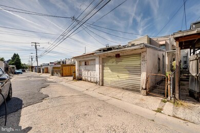 1557 N 10th St, Reading, PA 19604 - photo 2