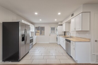 Kitchen_1