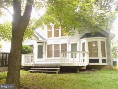 9313 Creekview Dr, Laurel, MD 20708 - photo 3