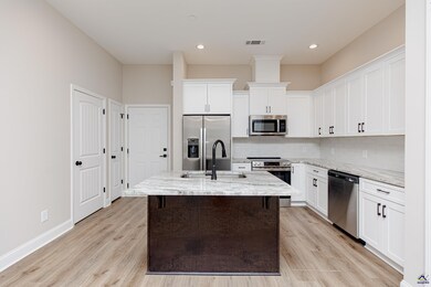 1009 Northside Dr, Perry, GA 31069 - photo 7