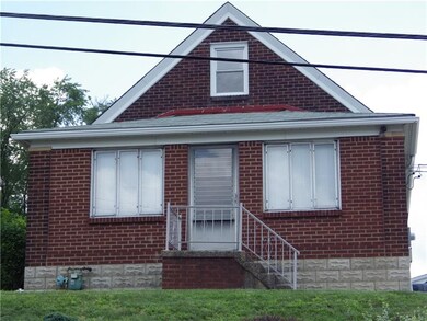 Charming cape cod close to downtown, highways, and