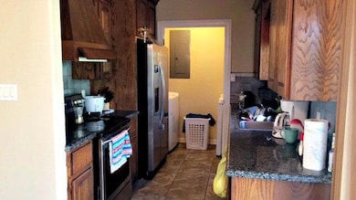 8600 Ruben Navarro St, Weslaco, TX 78596 - photo 4