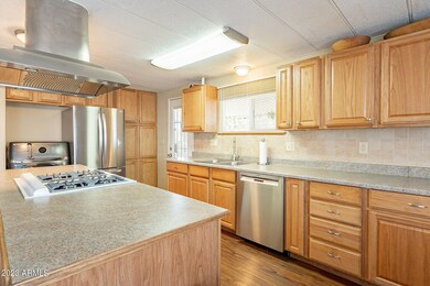 7465 E Balmoral Ave, Mesa, AZ 85208 - photo 3