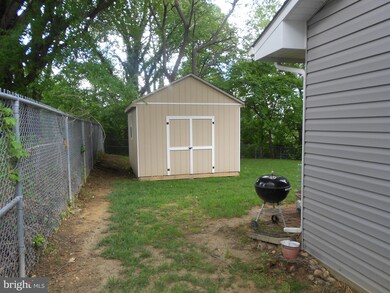 13210 Chalfont Ave, Fort Washington, MD 20744 - photo 4