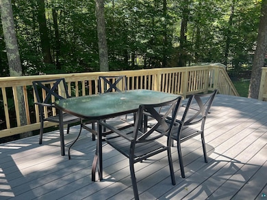 Deck featuring outdoor dining area