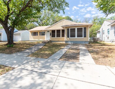 954 Ralph St, Grand Prairie, TX 75051 - photo 2