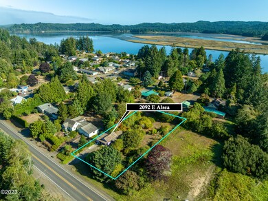 2092 E Alsea Highway, Waldport, OR 97394