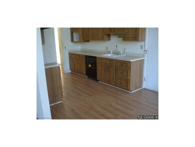 508 Abbyshire Dr, Berea, OH 44017 - photo 3