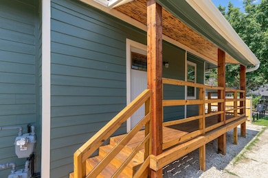 1030 N Bishop Ave unit B, Dallas, TX 75208 - photo 2