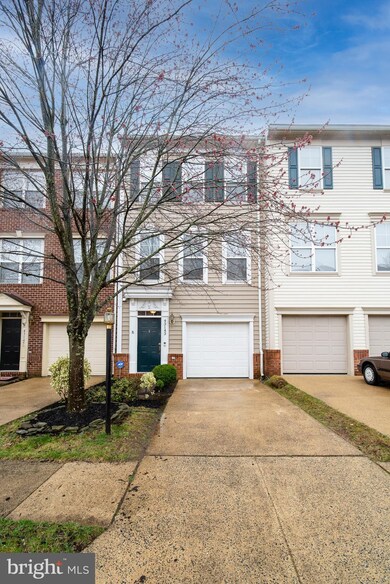 43143 Huntsman Square, Broadlands, VA 20148 - photo 5