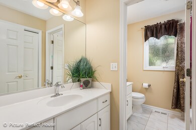 4416 Clearwater Ln, Naperville, IL 60564 - photo 6