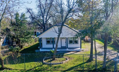 612 Apache St, Houston, TX 77022 - photo 3