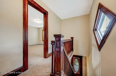942 Lincoln St unit 2nd Floor, Scranton, PA 18519 - photo 4