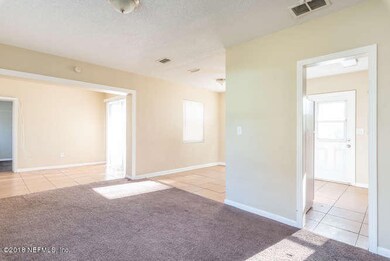 549 Nightingale Rd, Jacksonville, FL 32216 - photo 5