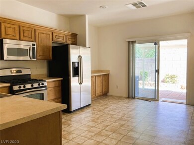 6076 Sombria Ridge Ave, Las Vegas, NV 89139 - photo 4