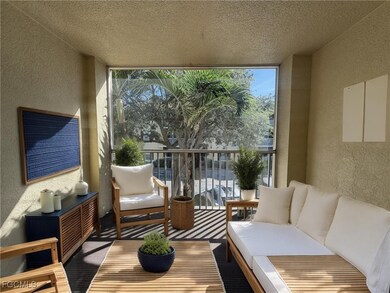 4121 Residence Dr unit 311, Fort Myers, FL 33901 - photo 3