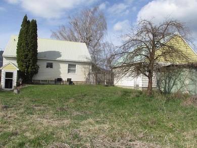 1325 S Main St, Colville, WA 99114 - photo 3