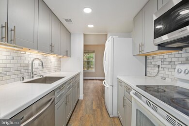 9136 Bronze Bell Cir, Columbia, MD 21045 - photo 7