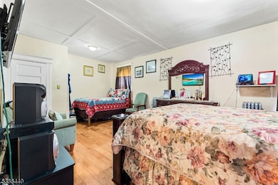 34 Sherman Place, Irvington, NJ 07111 - photo 4