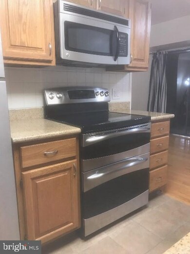 2236 Castle Rock Square unit 21C, Reston, VA 20191 - photo 5