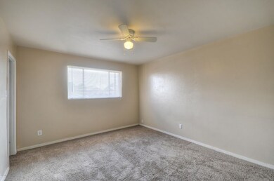 5526 W Avalon Dr, Phoenix, AZ 85031 - photo 6