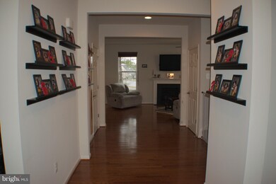 43669 Wild Iris St, California, MD 20619 - photo 3