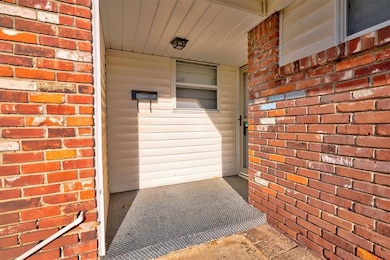 4233 NW 52nd St, Oklahoma City, OK 73112 - photo 5