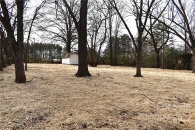 3617 Chapelwood Dr, Gastonia, NC 28052 - photo 4