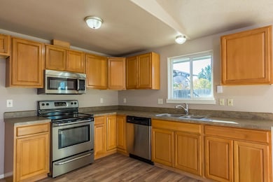 1512 SW 34th St, Redmond, OR 97756 - photo 4