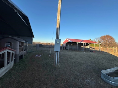 1110 Cason Rd, Marlow, OK 73055 - photo 7