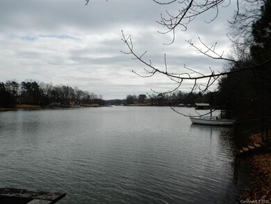 Right views - lead to main channel - rip rap shore line