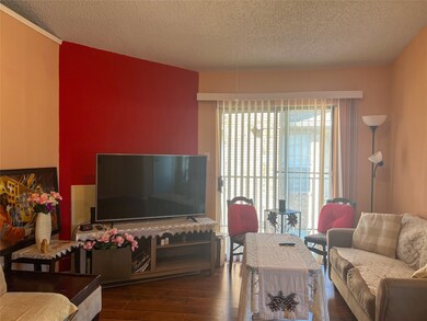 3770 Lovers Wood Ln unit 904, Houston, TX 77014 - photo 5
