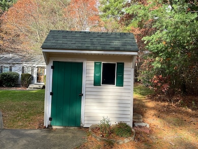 2612 Oak Point Dr, Middleborough, MA 02346 - photo 5