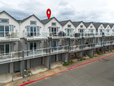 260 N Pacific St, Rockaway Beach