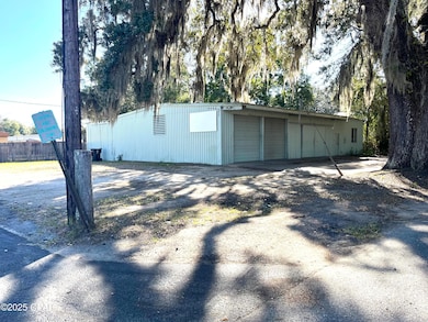 13 S S Bolivar St, Chattahoochee, FL 32324 - photo 4