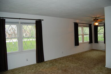 7S440 Plainfield Naperville Rd, Naperville, IL 60540 - photo 4