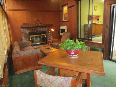 Another view of the Three Season Room. To the righ