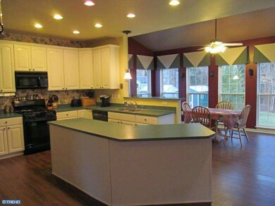 414 Winding Stream Rd, Spring City, PA 19475 - photo 6