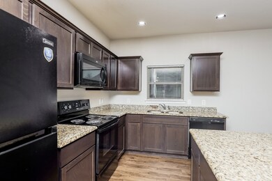 1006 Hoylake Ct, Ennis, TX 75119 - photo 5