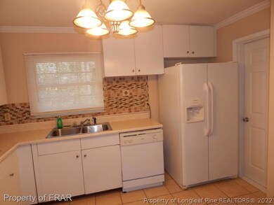 817 Montclair Rd, Fayetteville, NC 28314 - photo 6