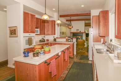 35 Kitchen  1369 Loop Road, Fortyna