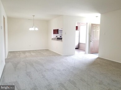 415 Paddock Ct unit 415, Sewell, NJ 08080 - photo 5