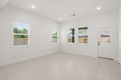 19384 Poppy Village Cir, Magnolia, TX 77355 - photo 7