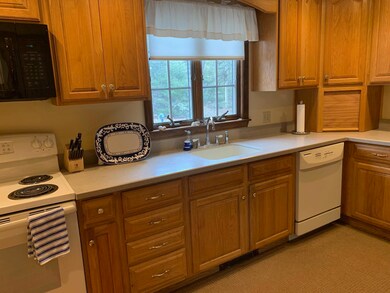 Kitchen 2 IMG_2537