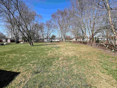 1002 E 21st St, Muncie, IN 47302 - photo 2