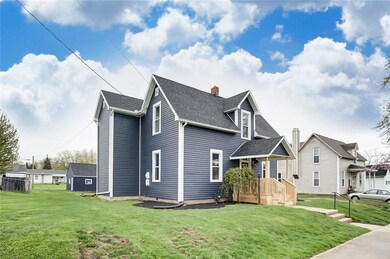 506 Murray St, Wapakoneta, OH 45895 - photo 2