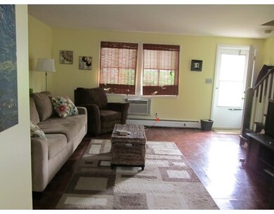 83 Manor Ct unit 83, Springfield, MA 01118 - photo 3