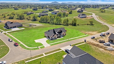 240 Berkley Hall Dr, Berea, KY 40403 - photo 2