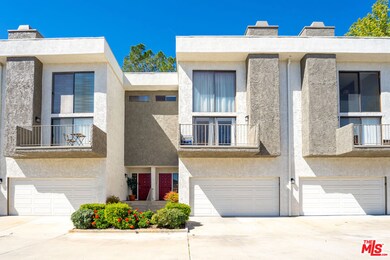 4315 Freedom Dr unit 7, Calabasas, CA 91302 - photo 2