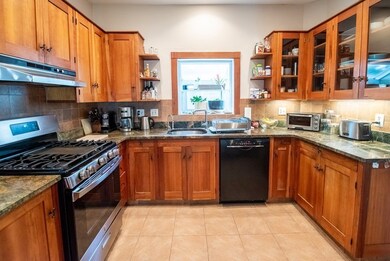 59 Thomas Rd, Swampscott, MA 01907 - photo 6